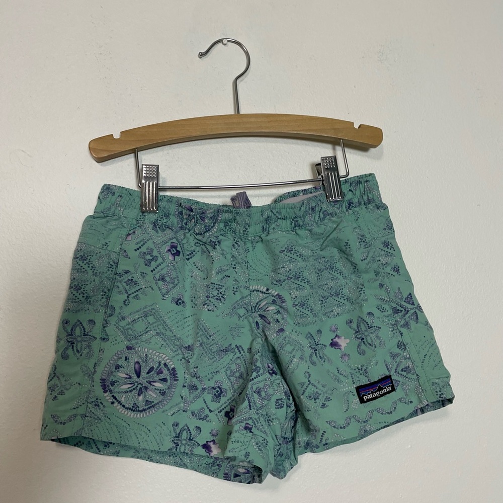 Girls M Patagonia shorts
